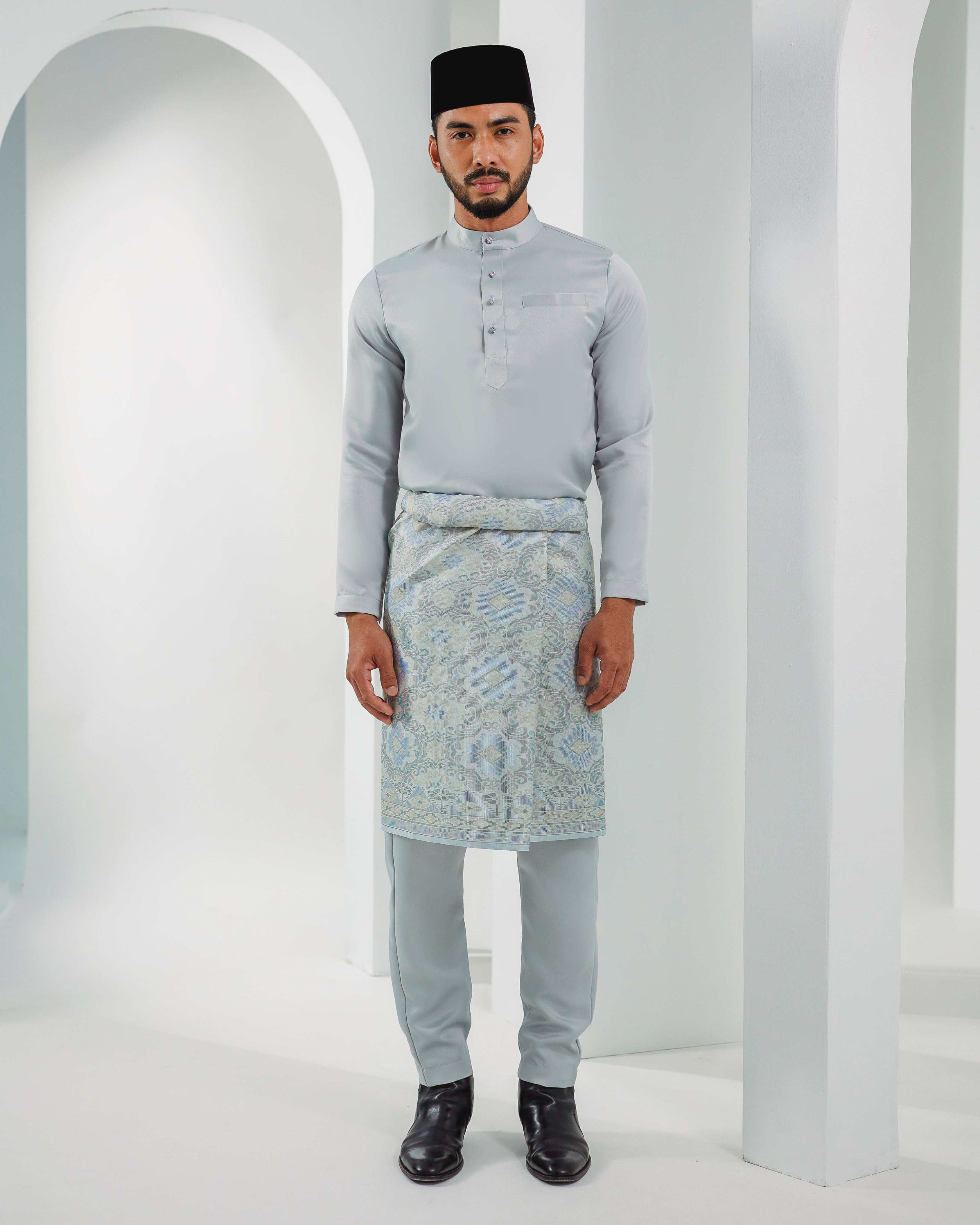 MAHER DUCHESS IN GREY